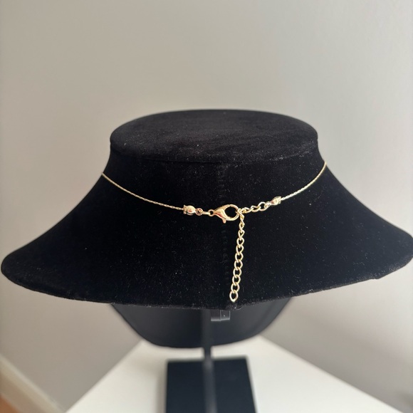 Gold Chain Necklace with Green Bead Accents and Daisy Pendant - Picture 6 of 7